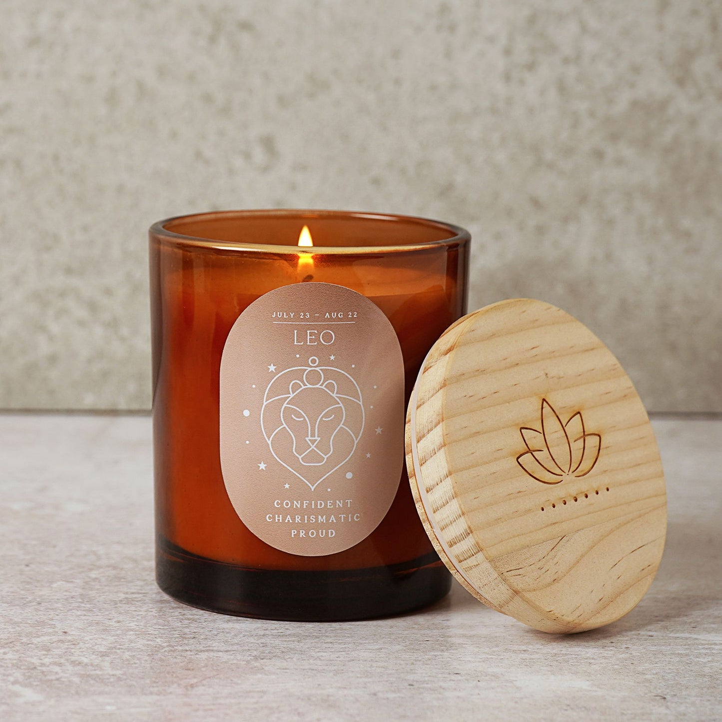 Serenity zodiac candle Leo